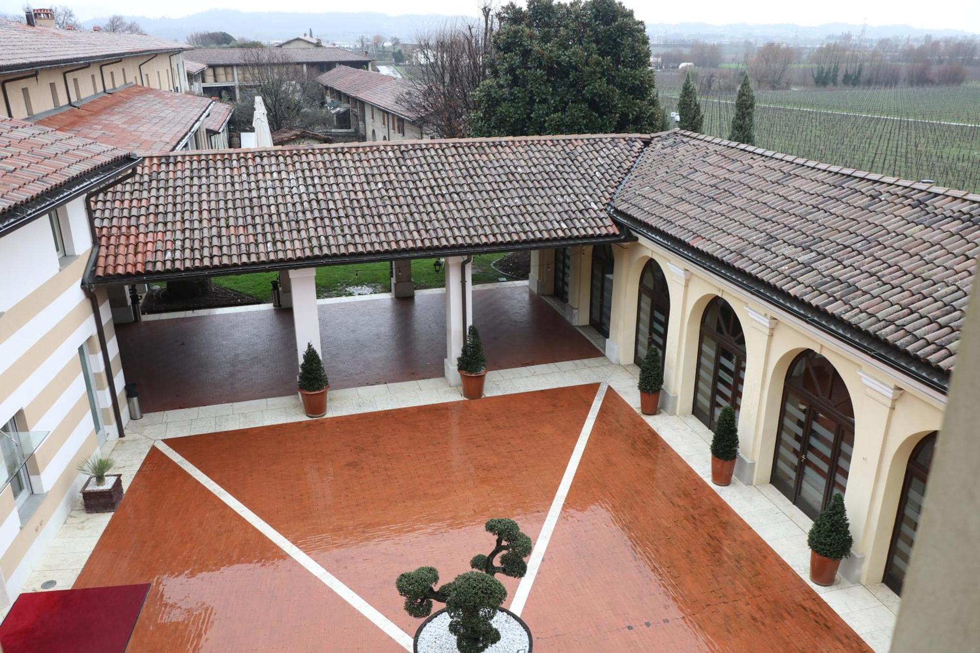 Borgo Santa Giulia Villa Corte Franca Exteriör bild
